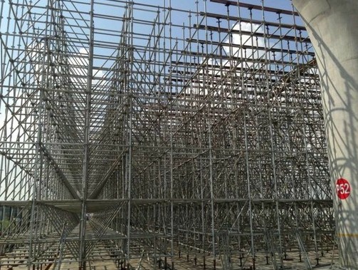 蘇州腳手架搭拆廠家★搭建注意事項(xiàng)●非同小可！